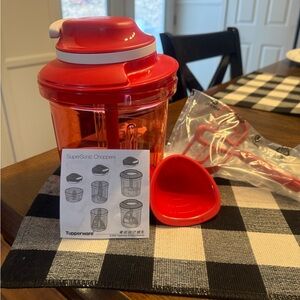 Tupperware Red SuperSonic Food Chopper